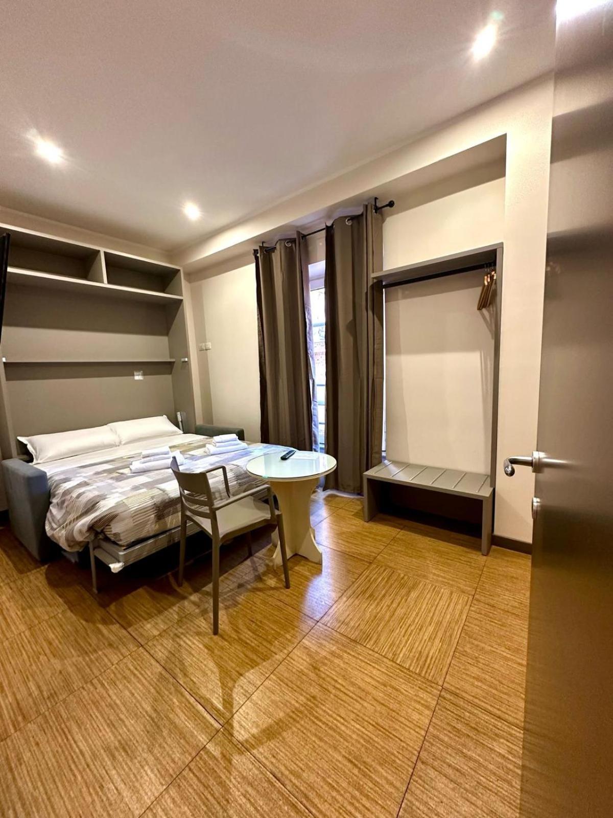 Colosseum Resort Roma Habitación foto